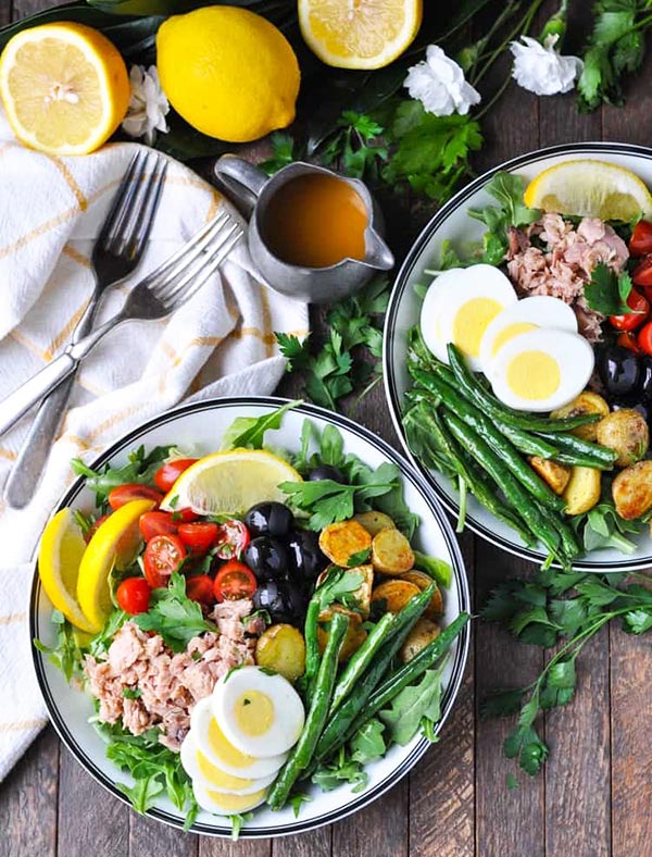 Insalata nicoise, antesignana dell'insalata nizzarda