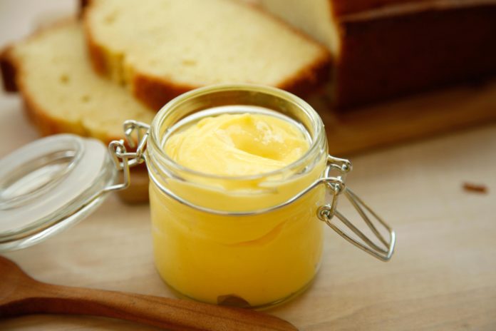 Lemon curd: uova e limoni per una ricetta molto british | Tuttosullegalline.it