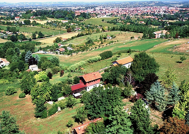 Tenuta Elio e Claudia nella campagna del Monferrato