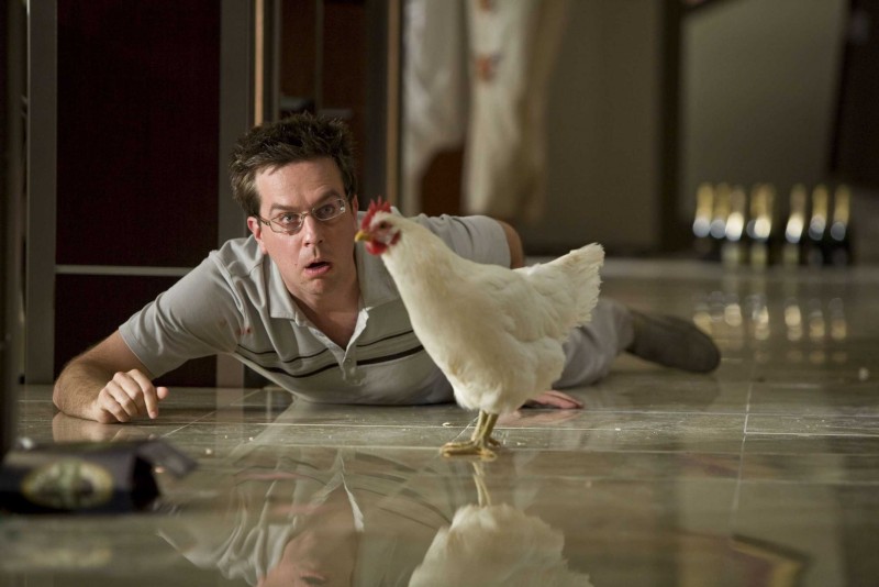 Il traumatico risveglio di Stu con una misteriosa gallina per casa (The Hangover / Una notte da leoni - 2009)