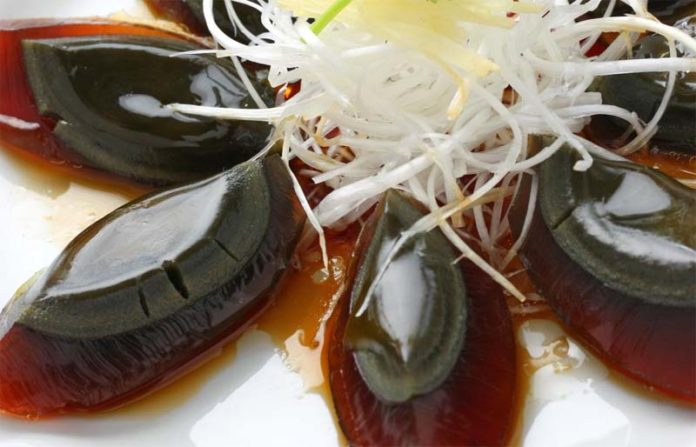 Uovo Centenario, un'incredibile ricetta tradizionale cinese | Tuttosullegalline.it
