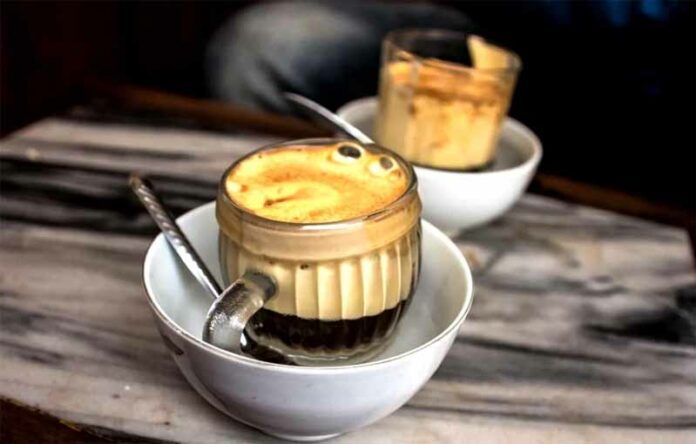 Vietnamese Egg Coffee, il cappuccino vietnamita con tuorli d'uovo | Tuttosullegalline.it