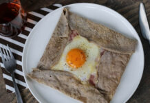 Galette Bretonne, crêpe salata con grano saraceno (ricetta tipica della Bretagna) | Tuttosullegalline.it