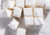 Marshmallow fatti in casa (dolcetti bianchi di soli albumi d'uovo) | Tuttosullegalline.it