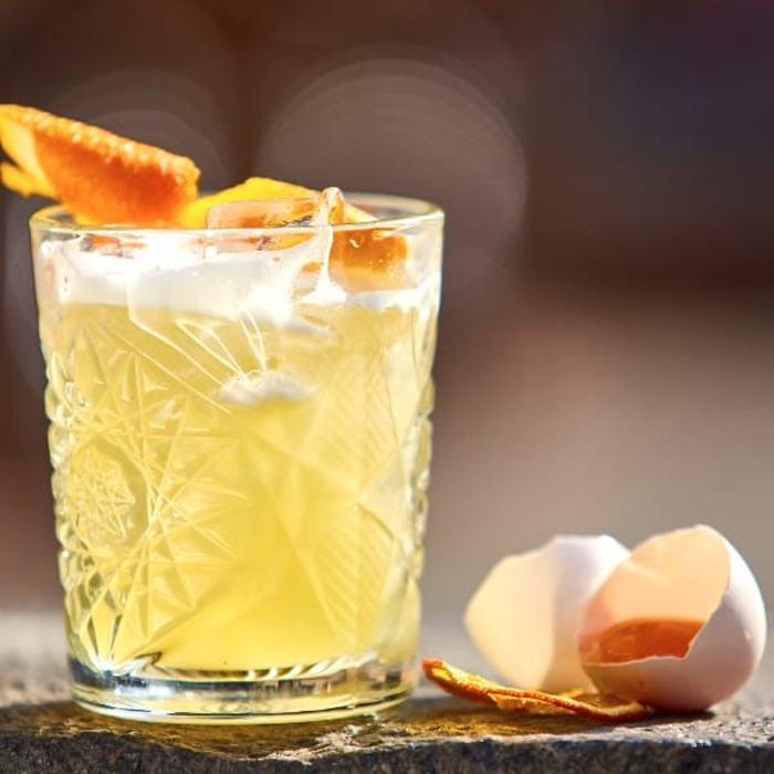 Whisky Sour: cocktail all'uovo (con solo albume)