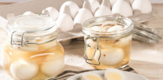 Uova in salamoia d'aceto (pickled eggs) e uova sott'olio: 7 ricette selezionate | Tuttosullegalline.it